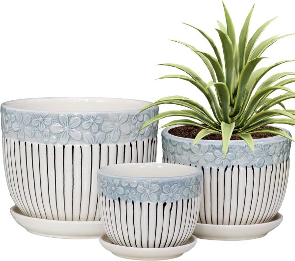 Aitatty Set of 3 Grey Ceramic Flower Pots with Saucers - Textured Planters for Indoor Plants, Cute Garden Succulent Pots